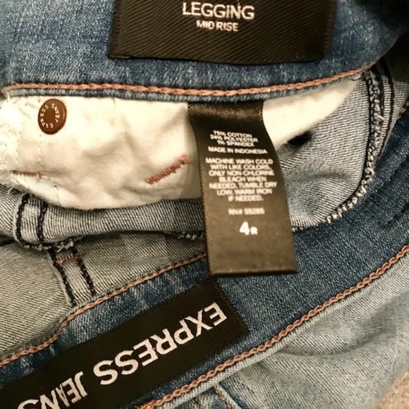 Express Mid Rise Faded Stretch Jean Leggings - Picture 5 of 5